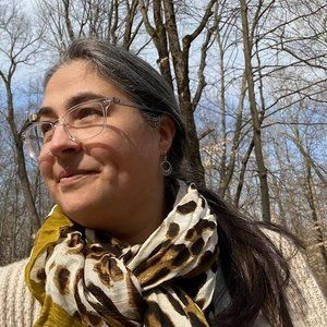 Meet your Posher, Nina